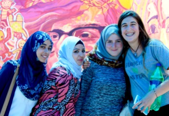 Jerusalem: project with Arab and Jewish girls