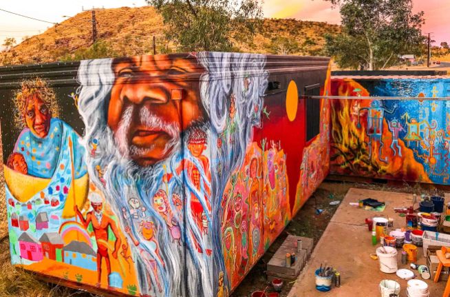 Central Desert, Australia 2017: Joel and Max Frieder partnered with local Aboriginal organizations to engage youth and communities in public art projects that addressed social issues and the resilience of Indigenous peoples.